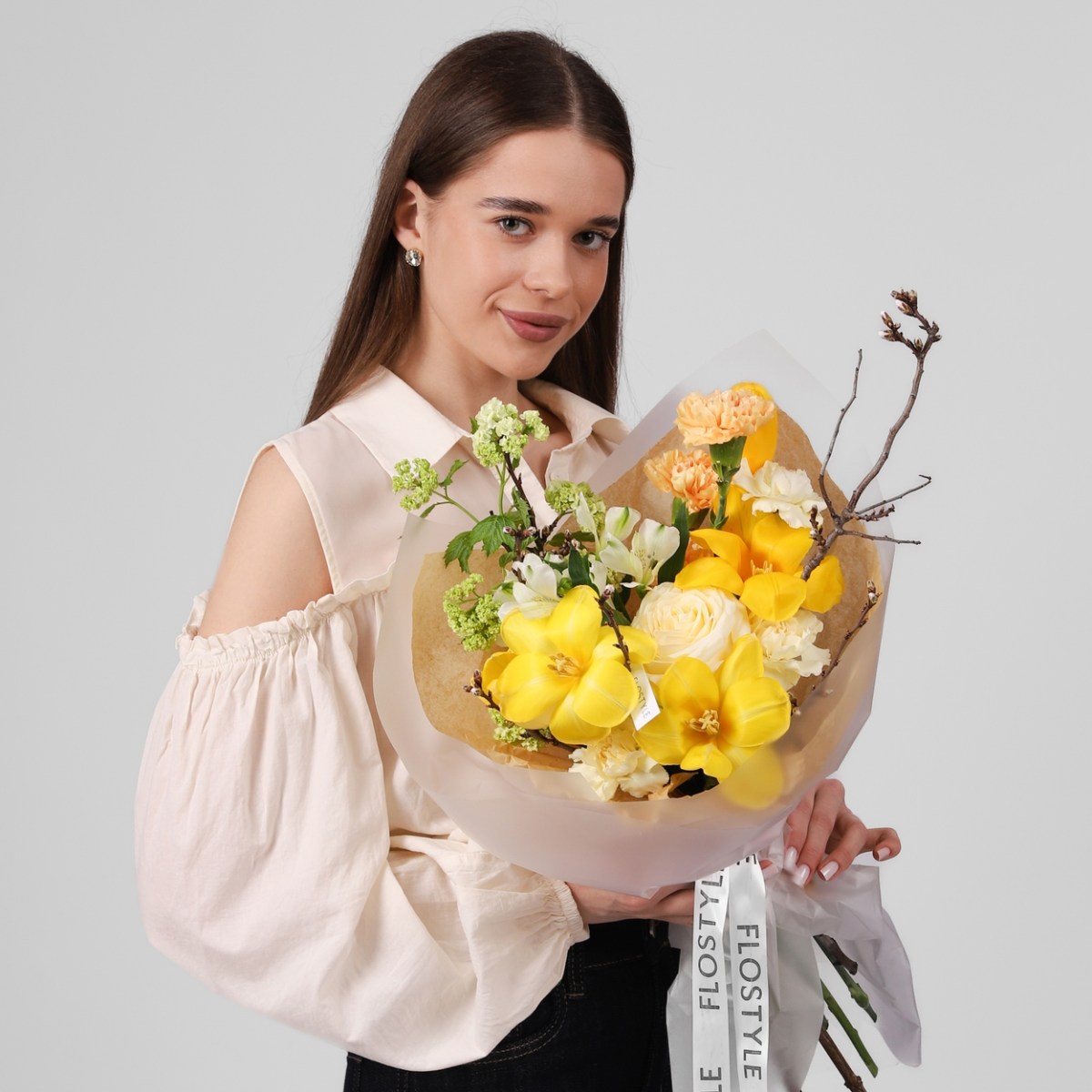 vesennij buket s zheltymi tyulpanami 5-5